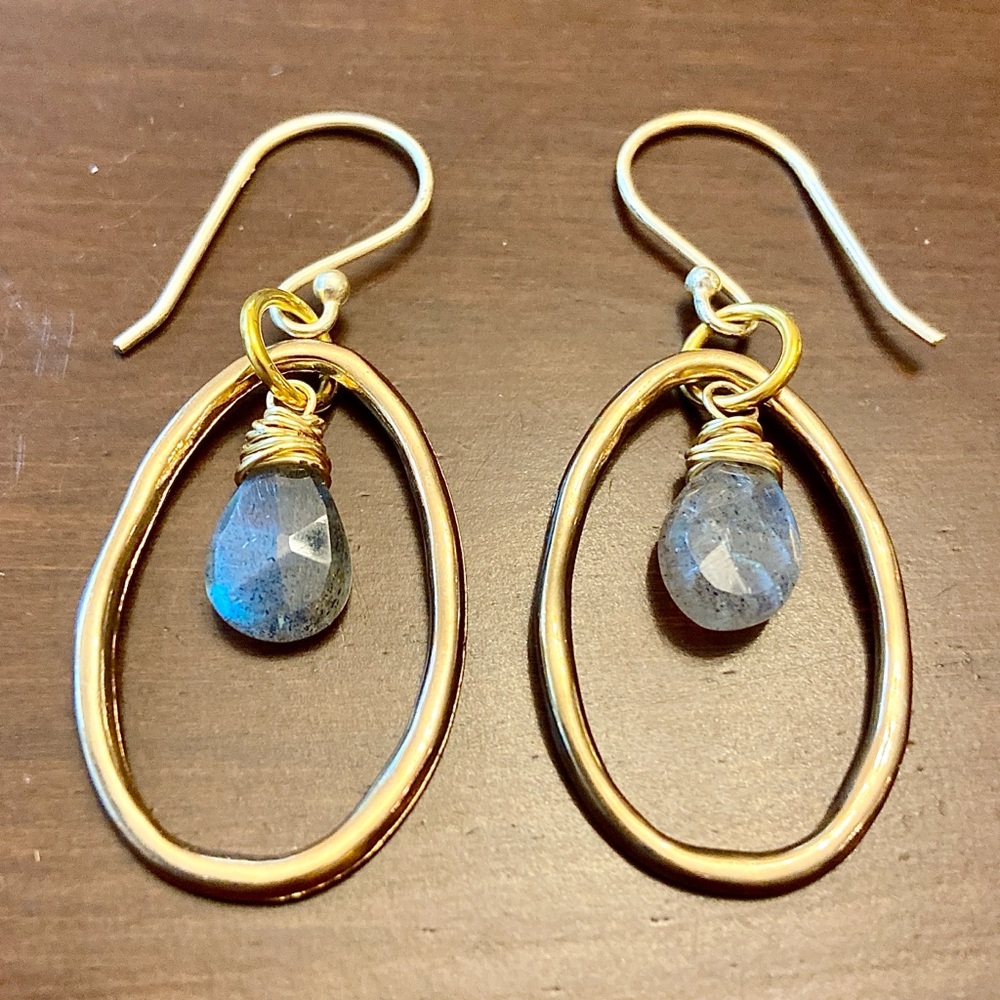 Earrings - Gold Oval with Single Drop Stone Inside - Rainbow Moonstone - NWOT